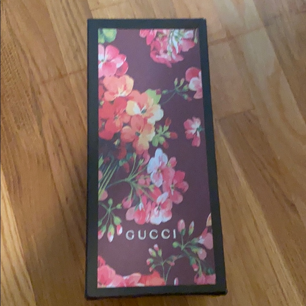 Gucci slide sandals